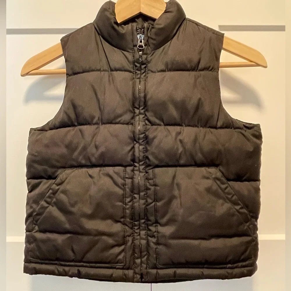 Old Navy black Puffer vest, size 5